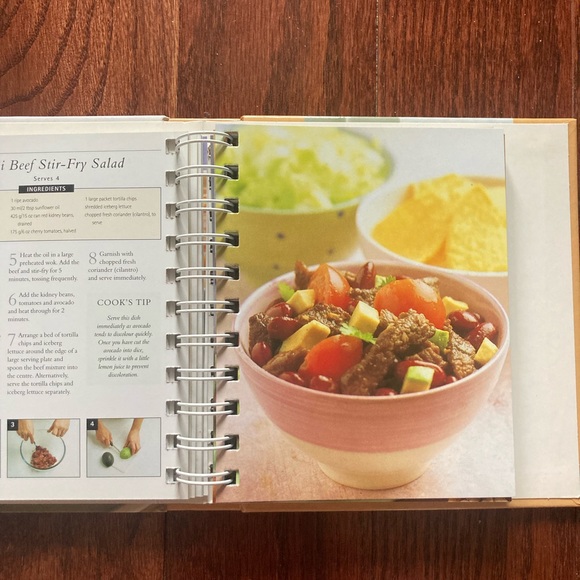 Wok & Stir-fry Cookshelf Cookbook - Picture 10 of 16